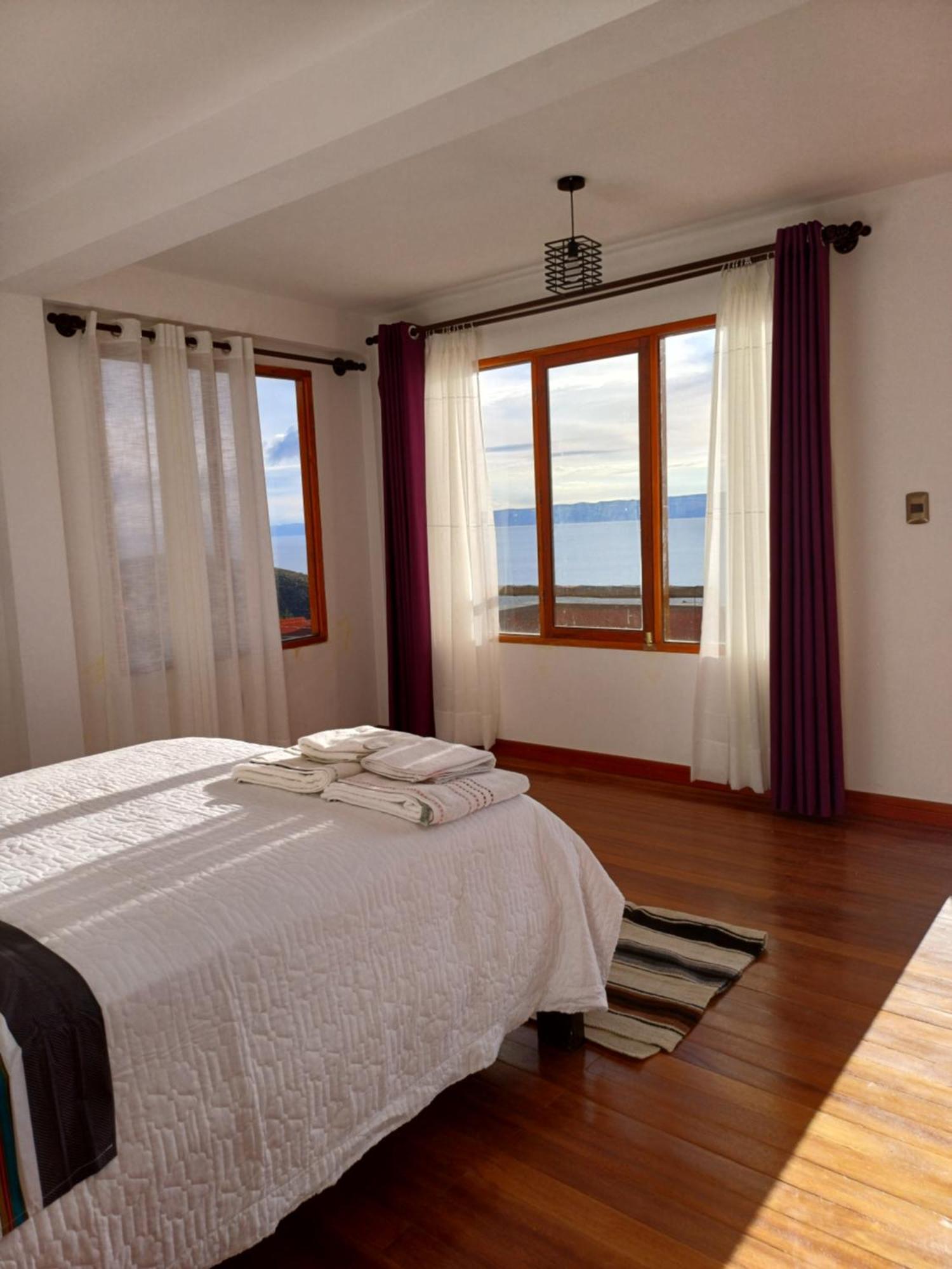 Hostal Tawri Isla del Sol Buitenkant foto