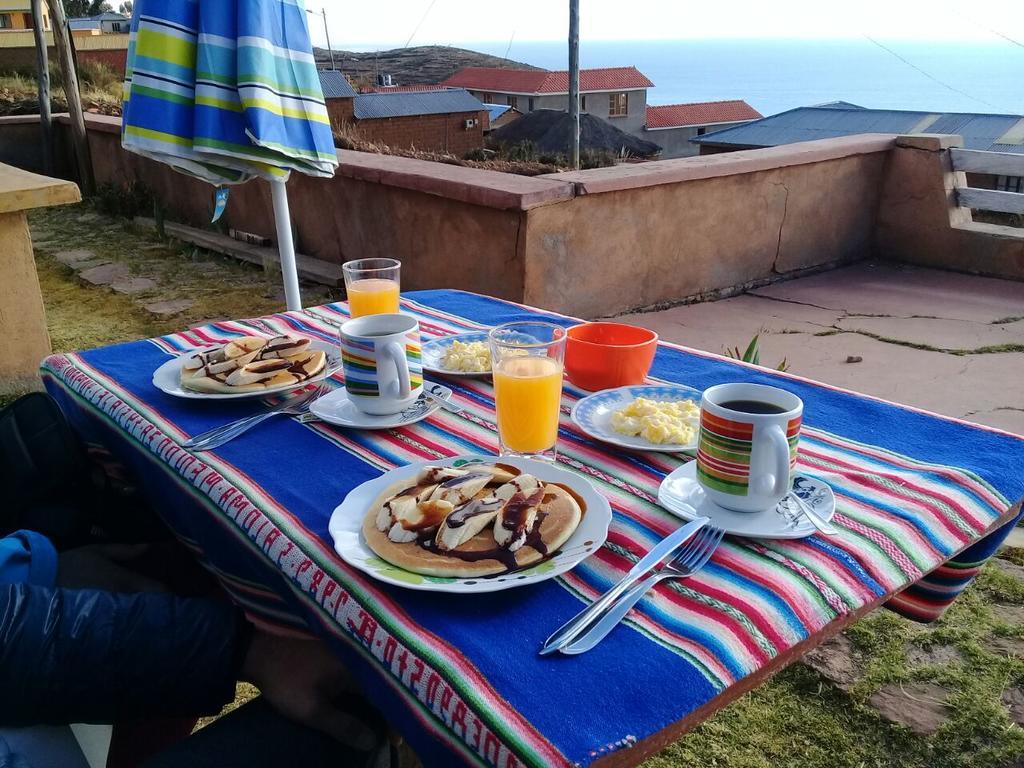 Hostal Tawri Isla del Sol Buitenkant foto