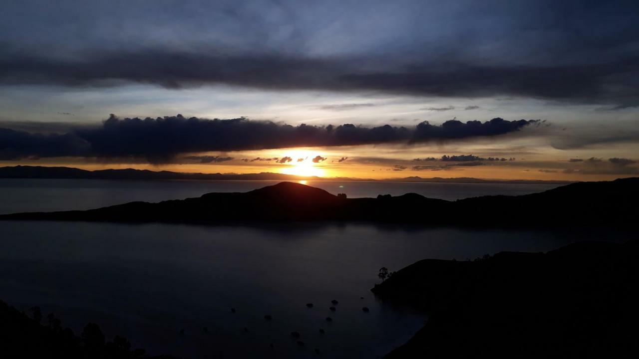 Hostal Tawri Isla del Sol Buitenkant foto
